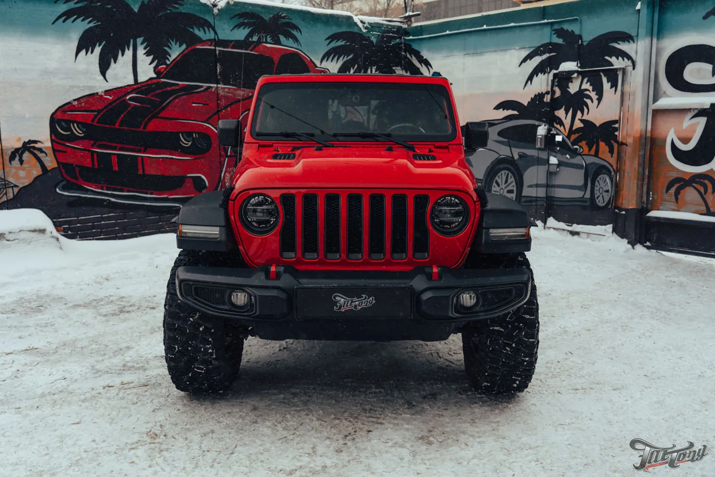 Установили цветные ремни безопасности на Jeep Wrangler Rubicon